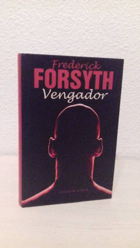 Portada del libro de VENGADOR