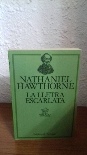 Portada del libro de LA LLETRA ESCARLATA