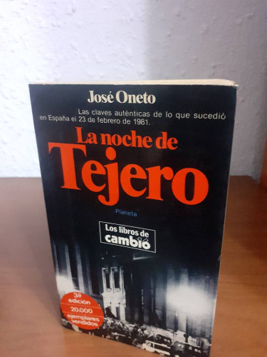 Portada del libro de NOCHE DE TEJERO, LA