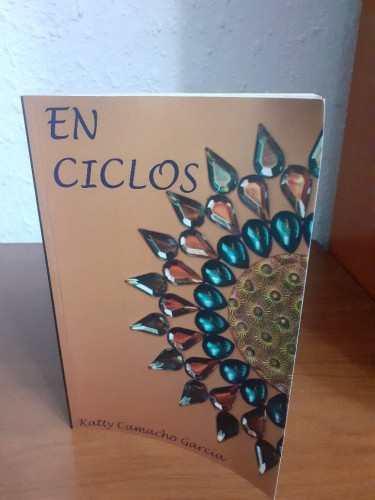 Portada del libro de EN CICLOS