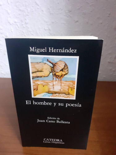 Portada del libro de HOMBRE Y SU POESIA, EL