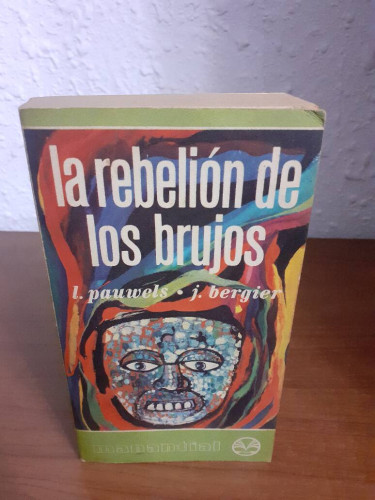 Portada del libro de DESCUBRO Y ACUSO