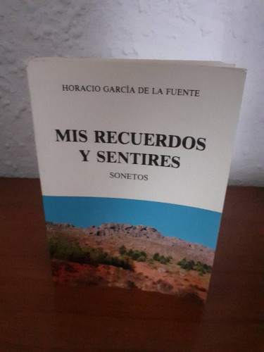 Portada del libro de MIS RECUERDOS Y SENTIRES