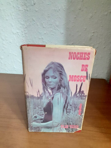 Portada del libro de NOCHES DE MOSCU DESCANSA EN PAZ QUERIDO CAMARADA