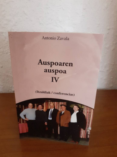 Portada del libro de AUSPOAREN AUSPOA IV ITZALDIAK / CONFERENCIAS