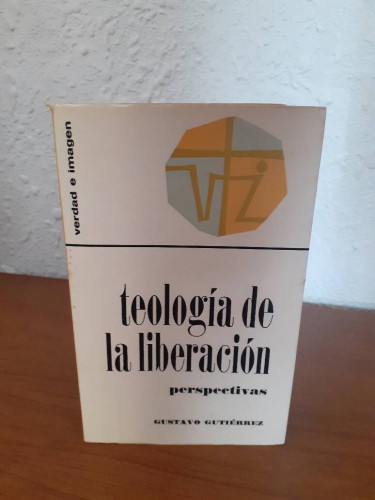 Portada del libro de TEOLOGIA DE LA LIBERACION PERSPECTIVAS