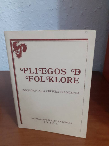 Portada del libro de PLIEGOS DE FOLKLORE INICIACION A LA CULTURA TRADICIONAL