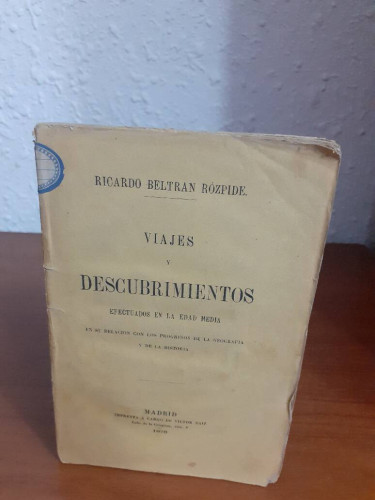 Portada del libro de VIAJES Y DESCUBRIMIENTOS EFECTUADOS EN LA EDAD MEDIA EN SU RELACION CON LOS PROGRESOS DE LA GEOGRAFIA...