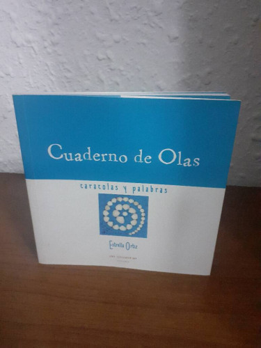 Portada del libro de CUADERNOS DE OLAS