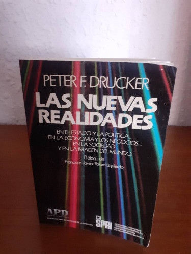 Portada del libro de NUEVAS REALIDADES, LAS