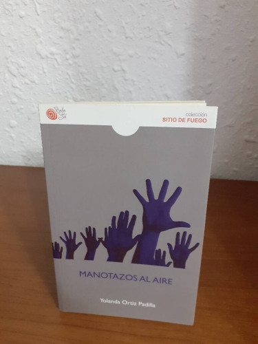 Portada del libro de MANOTAZOS AL AIRE