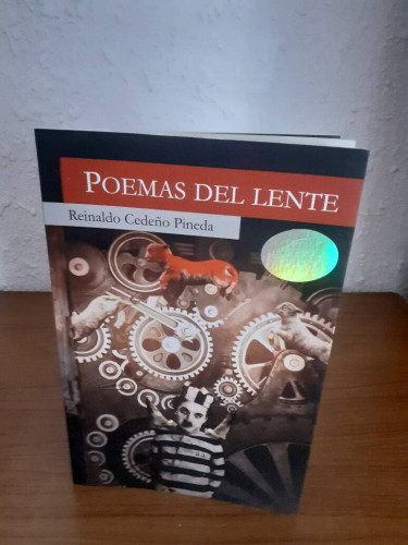 Portada del libro de POEMAS DEL LENTE