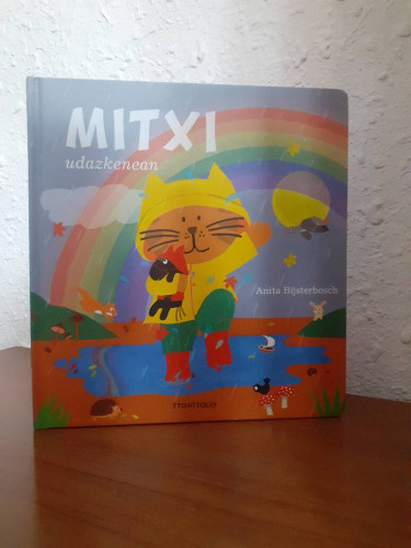 Portada del libro de MITXI UDAZKENEAN