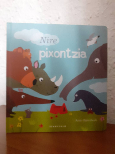 Portada del libro de NIRE PIXONTZIA