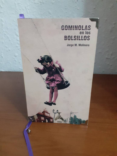 Portada del libro de GOMINOLAS EN LOS BOLSILLOS