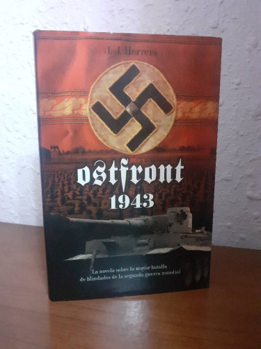 Portada del libro de OSTFRONT 1943