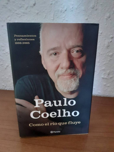 Portada del libro de COMO EL RIO QUE FLUYE