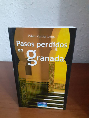 Portada del libro de PASOS PERDIDOS EN GRANADA