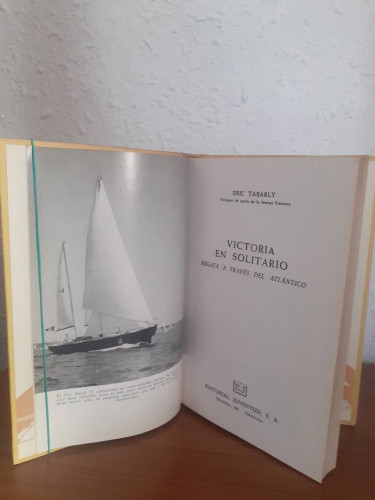 Portada del libro de VICTORIA EN SOLITARIO REGATA A TRAVES DEL ATLANTICO