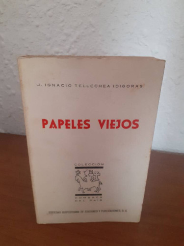 Portada del libro de PAPELES VIEJOS