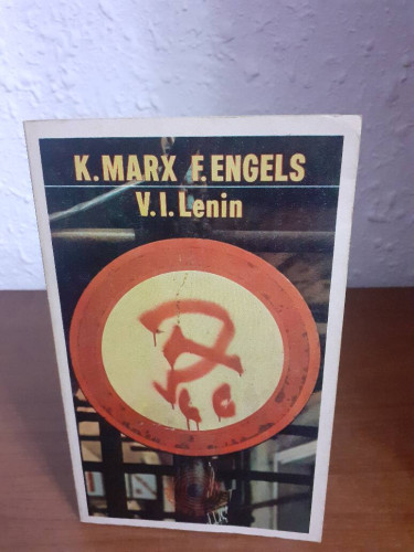 Portada del libro de K MARX / F. ENGELS