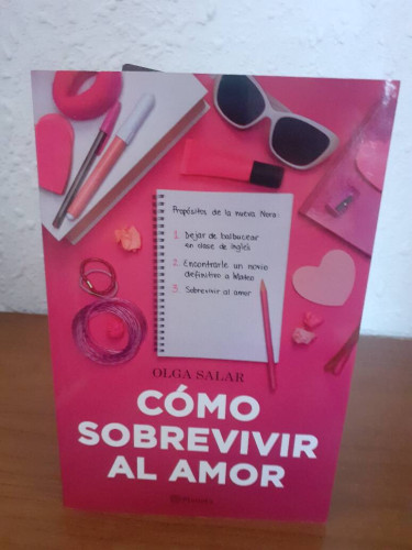 Portada del libro de COMO SOBREVIVIR AL AMOR