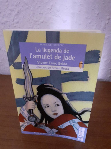 Portada del libro de LA LLEGENDA DE L'AMULET DE JADE