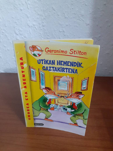 Portada del libro de UTIKAN HEMENDIK GAZTAKIRTENA