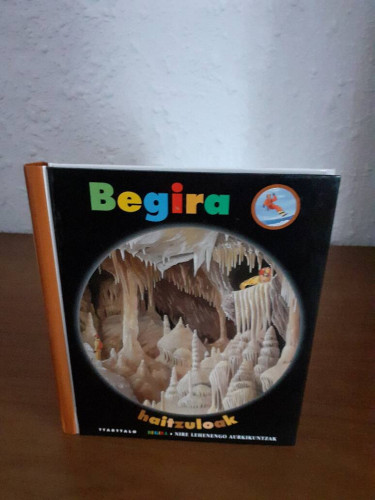 Portada del libro de BEGIRA HAITZULOAK