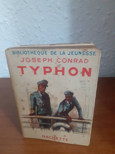 Portada del libro de TYPHON