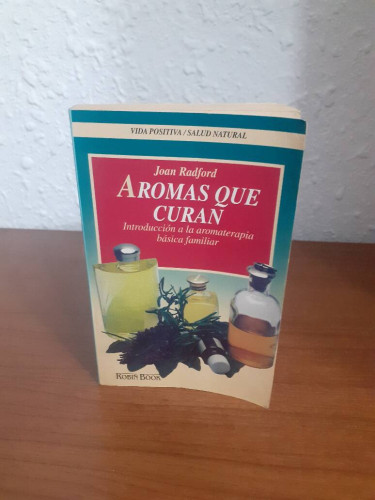 Portada del libro de AROMAS QUE CURAN