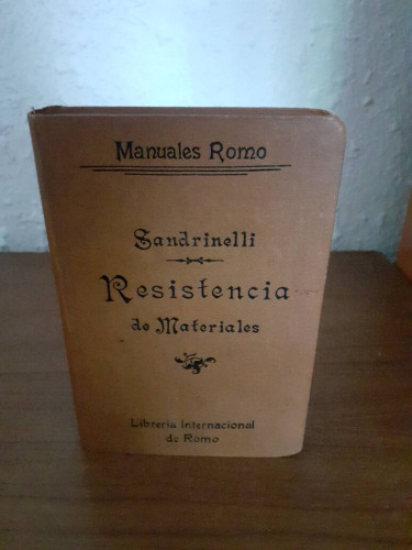 Portada del libro de RESISTENCIA DE MATERIALES