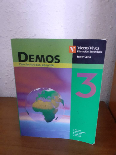 Portada del libro de DEMOS CIENCIAS SOCIALES GEOGRAFIA TERCER CURSO EDUCACION SECUNDARIA