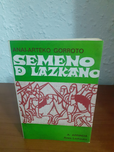 Portada del libro de Gorroto semeno de lazkano Anai-Arteko 