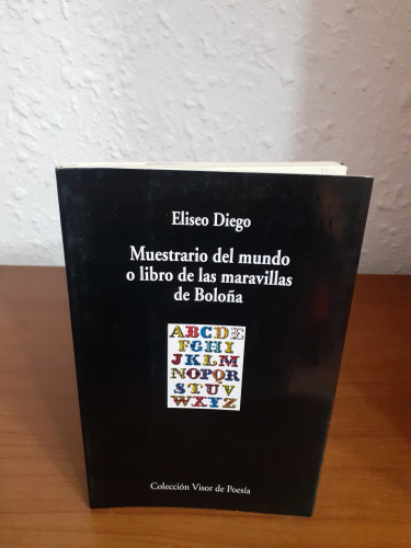 Portada del libro de MUESTRARIO DEL MUNDO O LIBRO DE LAS MARAVILLAS DE BOLOÑA.