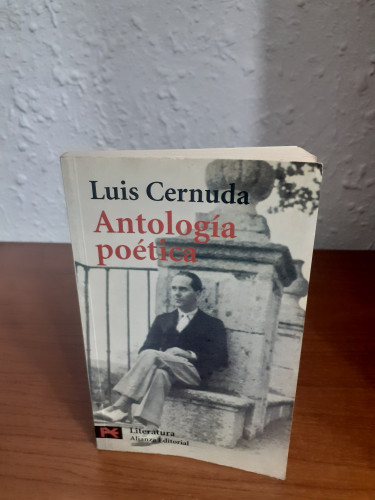 Portada del libro de Antología Poética