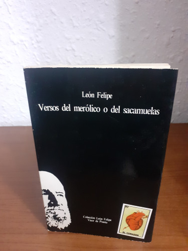 Portada del libro de Versos del merólico o del sacamuelas