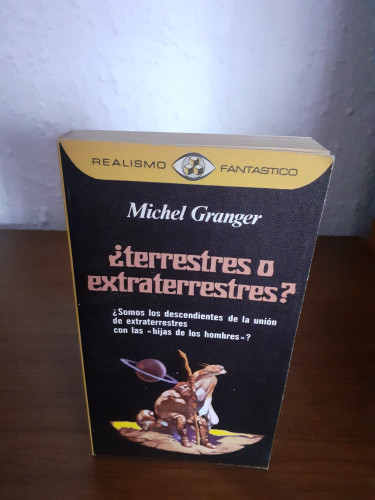 Portada del libro de Terrestre o extraterrestres