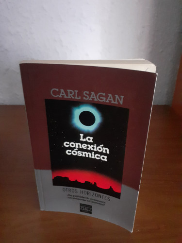 Portada del libro de La conexion cosmica