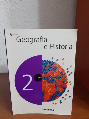 Portada del libro de Geografía e Historia 2º ESO