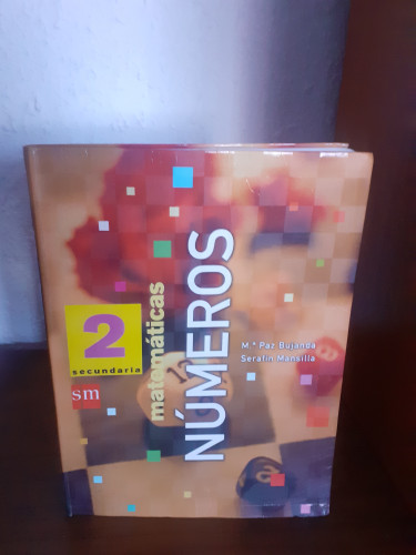 Portada del libro de Matemáticas, Números. 2 ESO