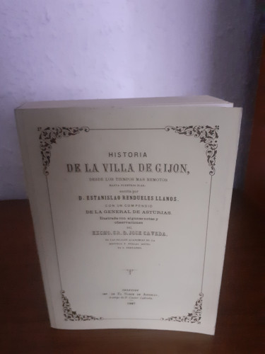 Portada del libro de Historia de la villa de Gijón desde los tiempos más remotos hasta nuestros días