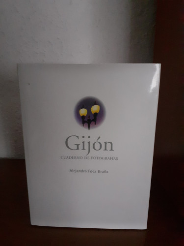 Portada del libro de Gijon Cuaderno De Fotografias