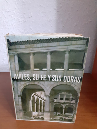 Portada del libro de Avilés, su fe y sus obras