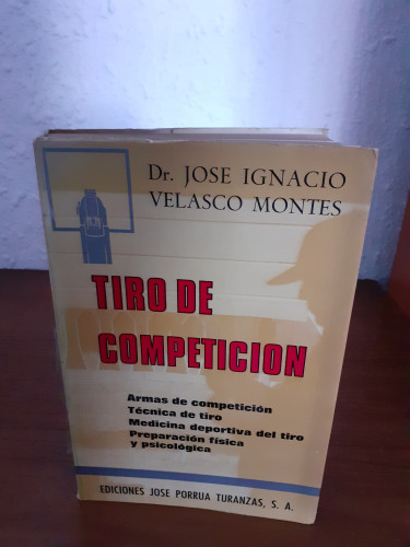 Portada del libro de Tiro de competición.