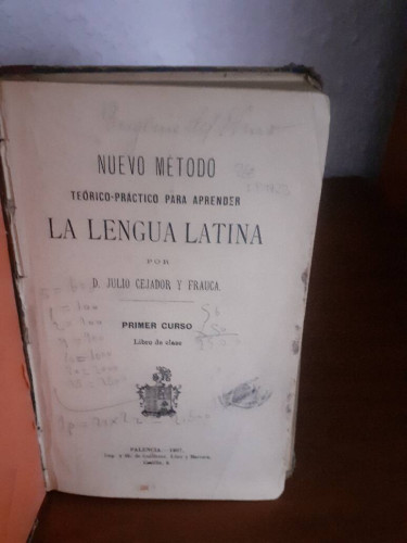 Portada del libro de NUEVO METODO TEORICO PRACTICO PARA APRENDERLA LENGUA LATINA PRIMER CURSO LIBRO DE CLASE