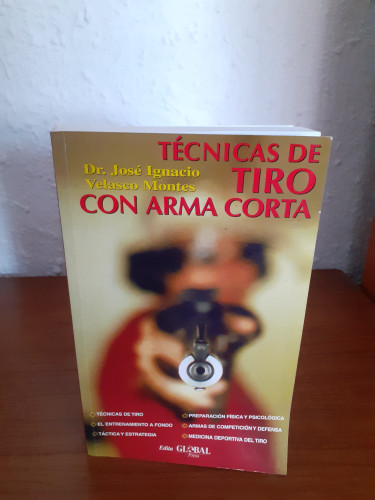 Portada del libro de Técnicas de tiro con arma corta