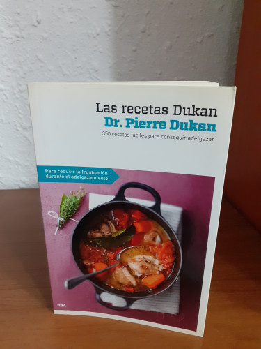 Portada del libro Las recetas de Dukan 350 recetas fáciles para conseguir adelgazar