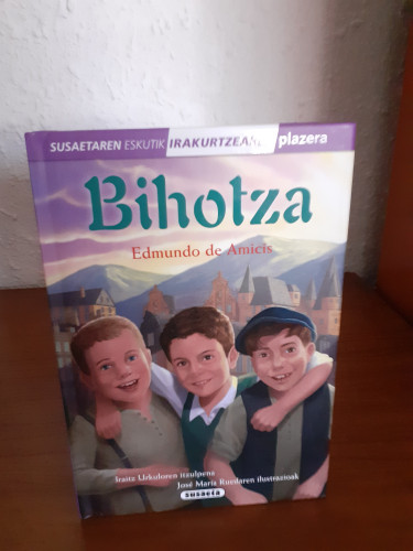 Portada del libro de BIHOTZA