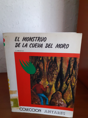 Portada del libro de El monstruo de la Cueva del Moro